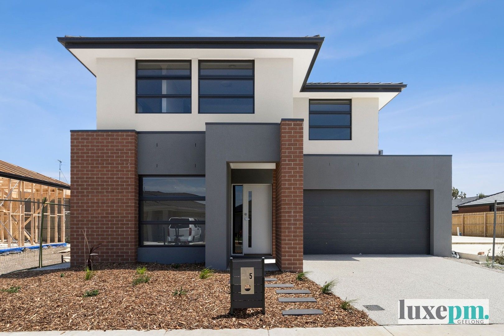 4 bedrooms House in 5 Eagle Road ARMSTRONG CREEK VIC, 3217