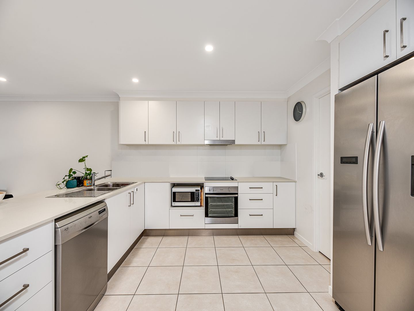 2/2 Egret Place, Bli Bli QLD 4560, Image 2