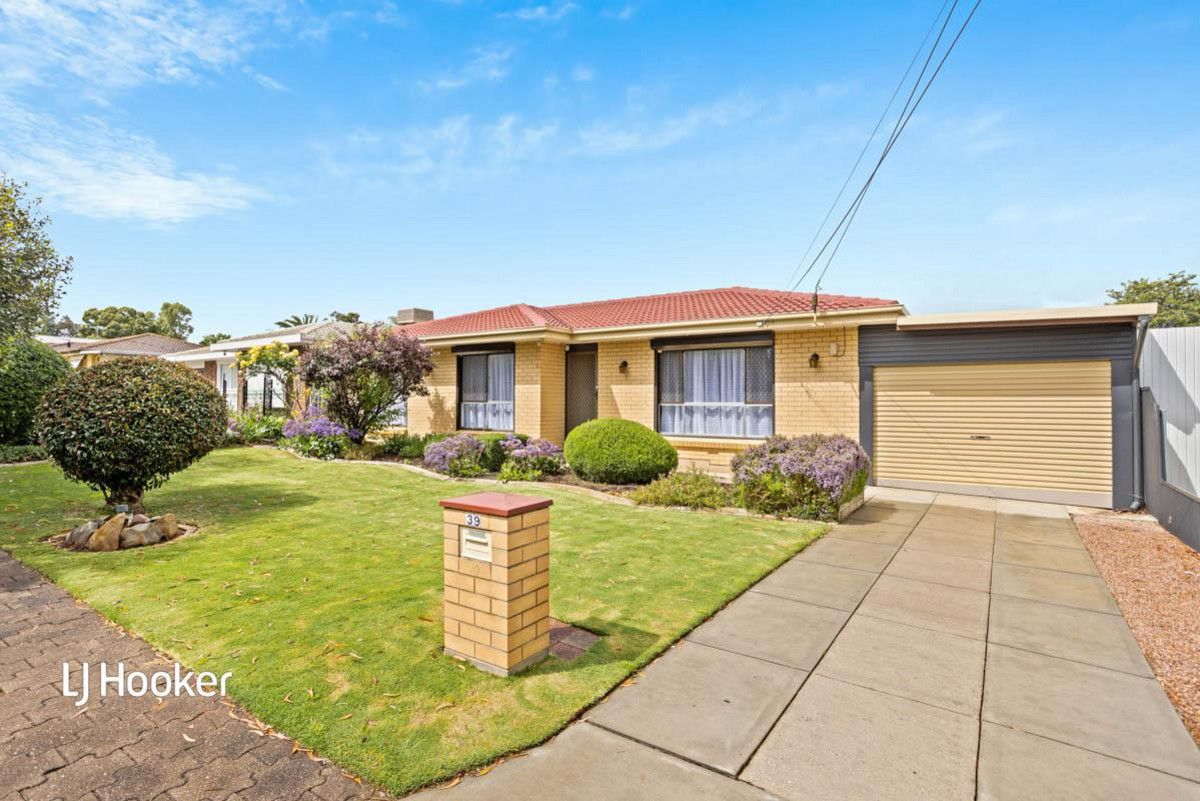 39 Barrington Crescent, Salisbury East SA 5109, Image 0