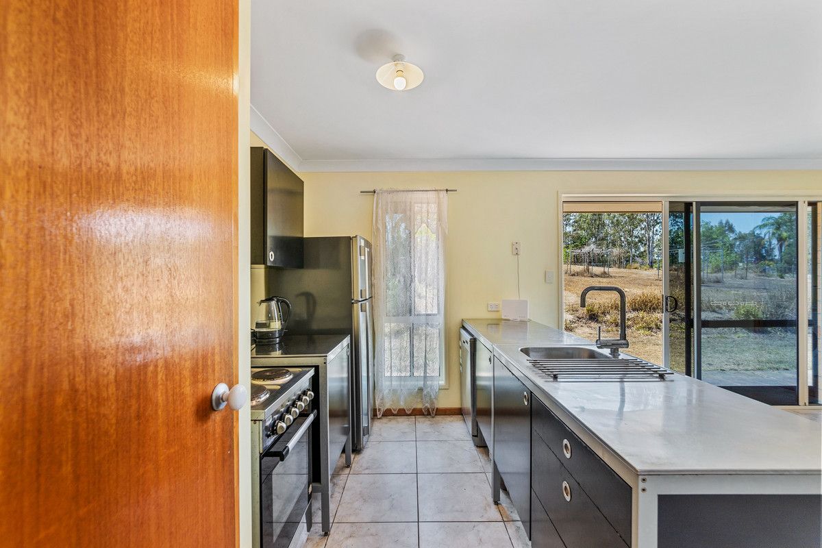 28 Third Avenue, Barellan Point QLD 4306 House For Rent Domain