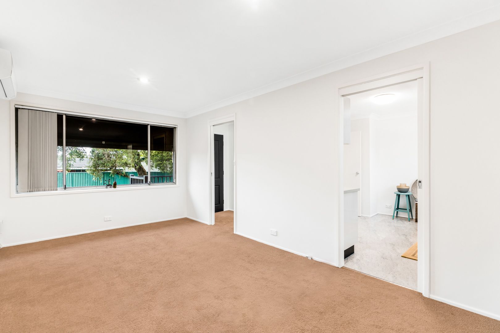 3 Shaw Place, Prospect NSW 2148, Image 2