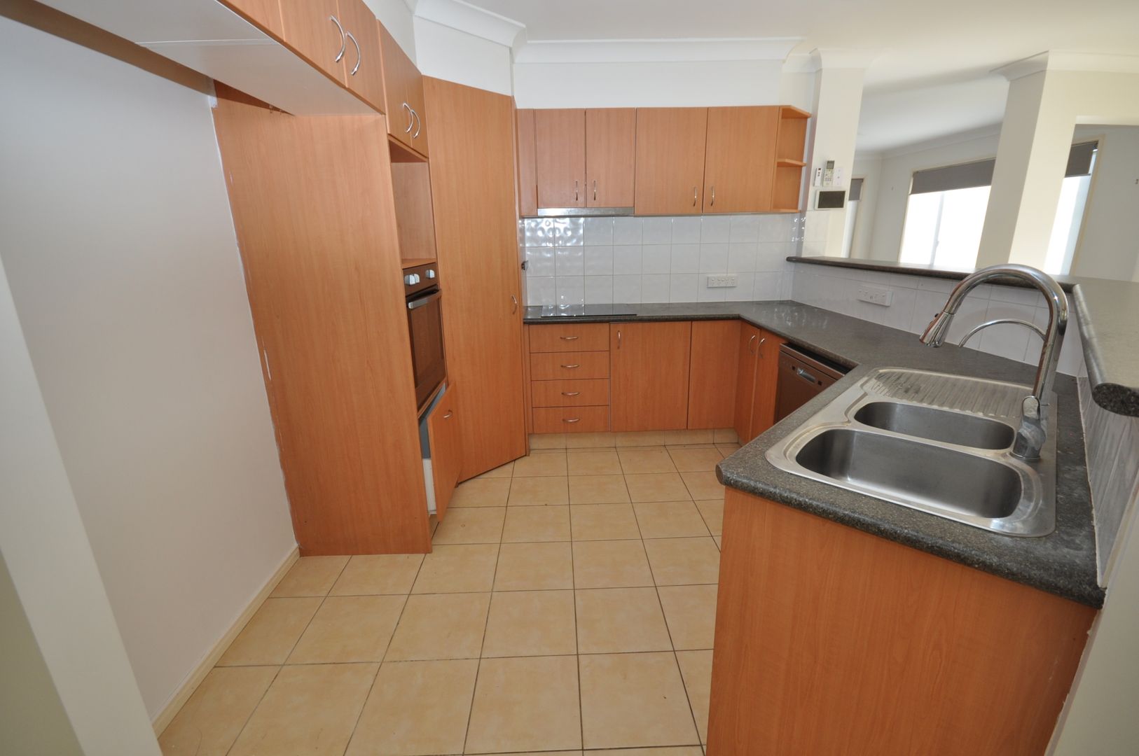 3 Byronie Court, Meadowbrook QLD 4131 House For Rent 600 Domain