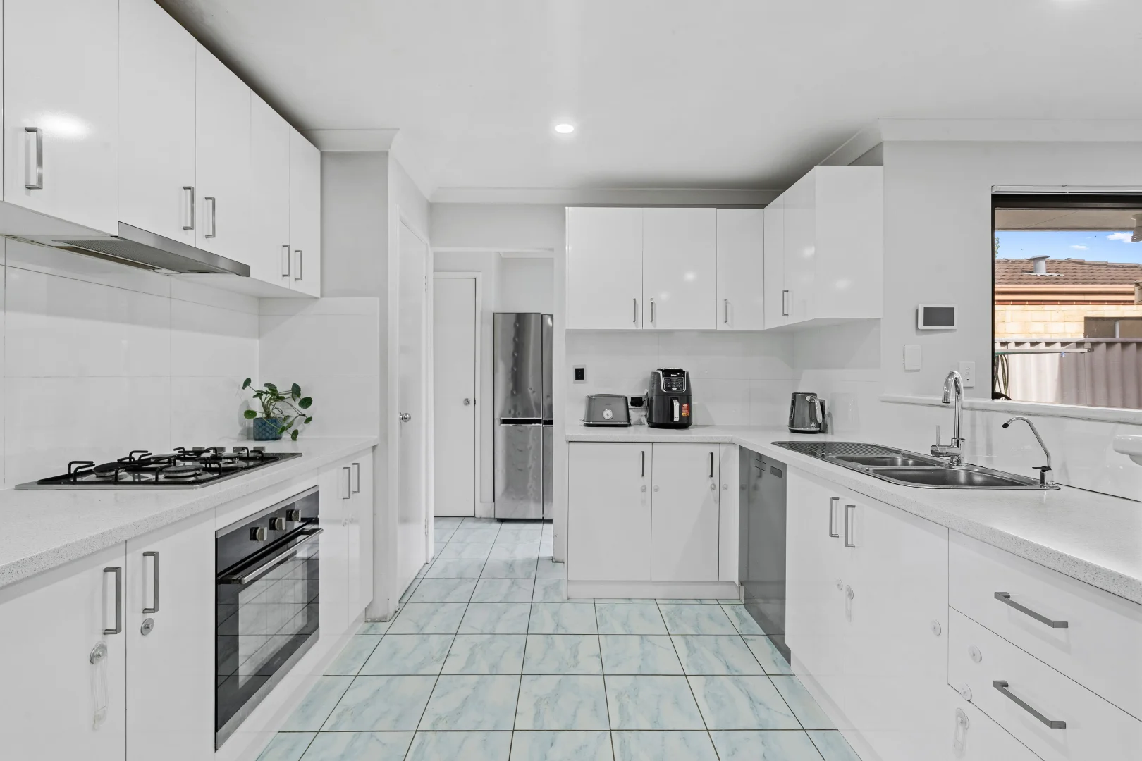 Additional image 7 of 15/79-81 George Way, Cannington WA 6107