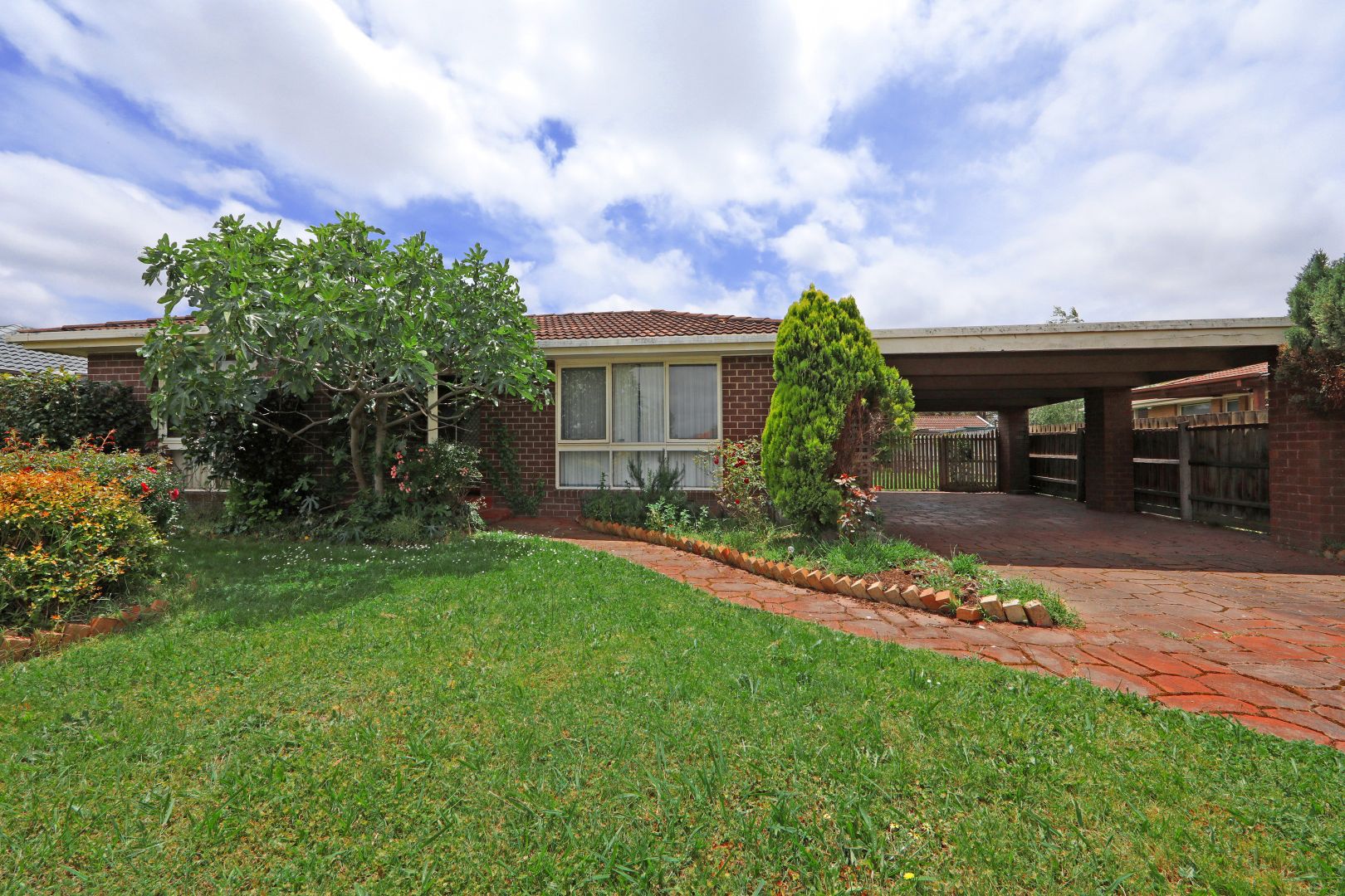 42 Willow Avenue, Rowville VIC 3178