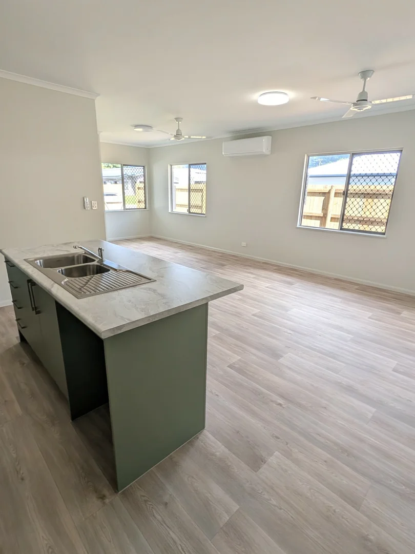 Additional image 4 of 15 Pisek Close, White Rock QLD 4868