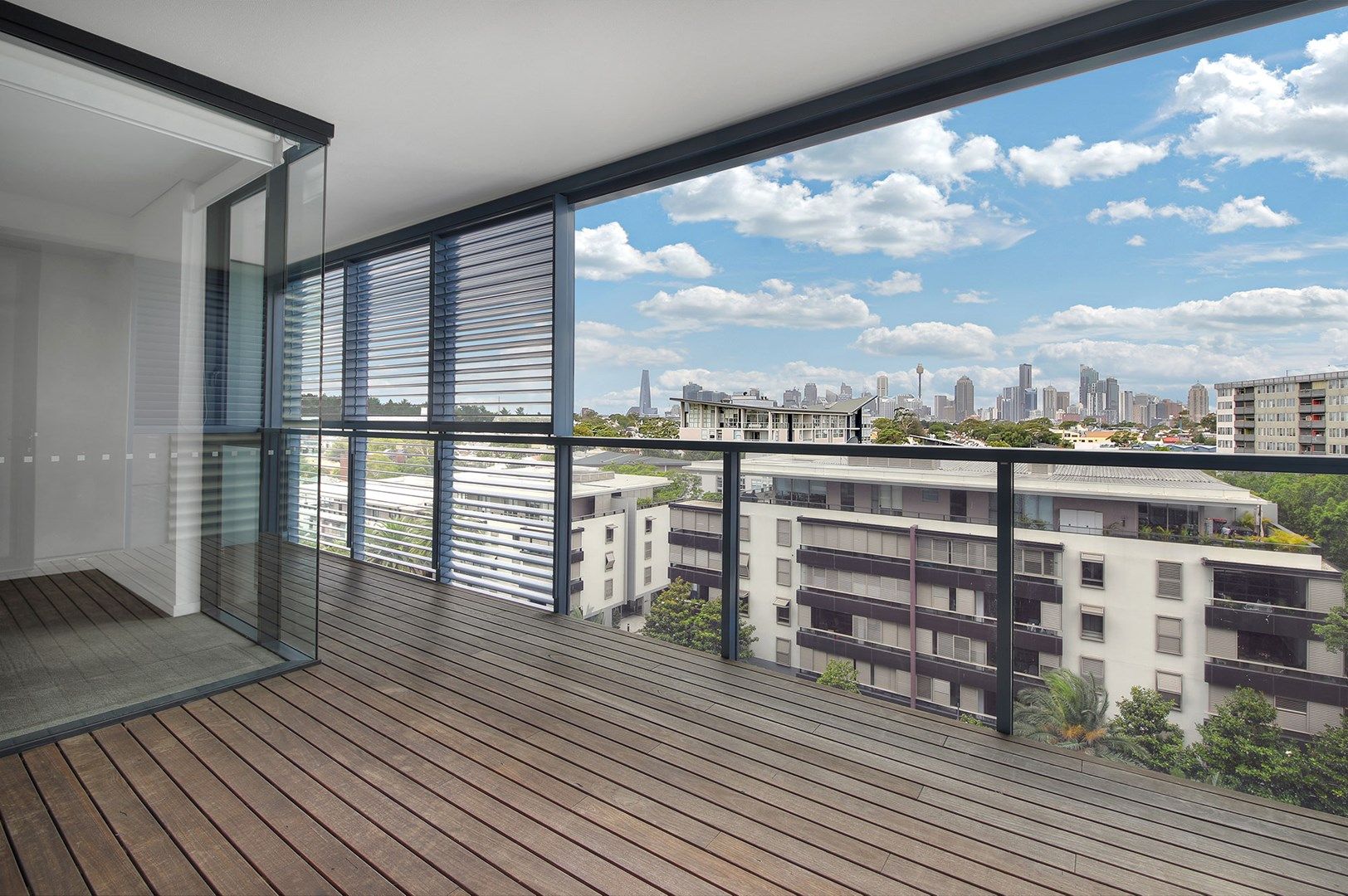 1 bedrooms Apartment / Unit / Flat in 807/1 Sterling Circuit CAMPERDOWN NSW, 2050