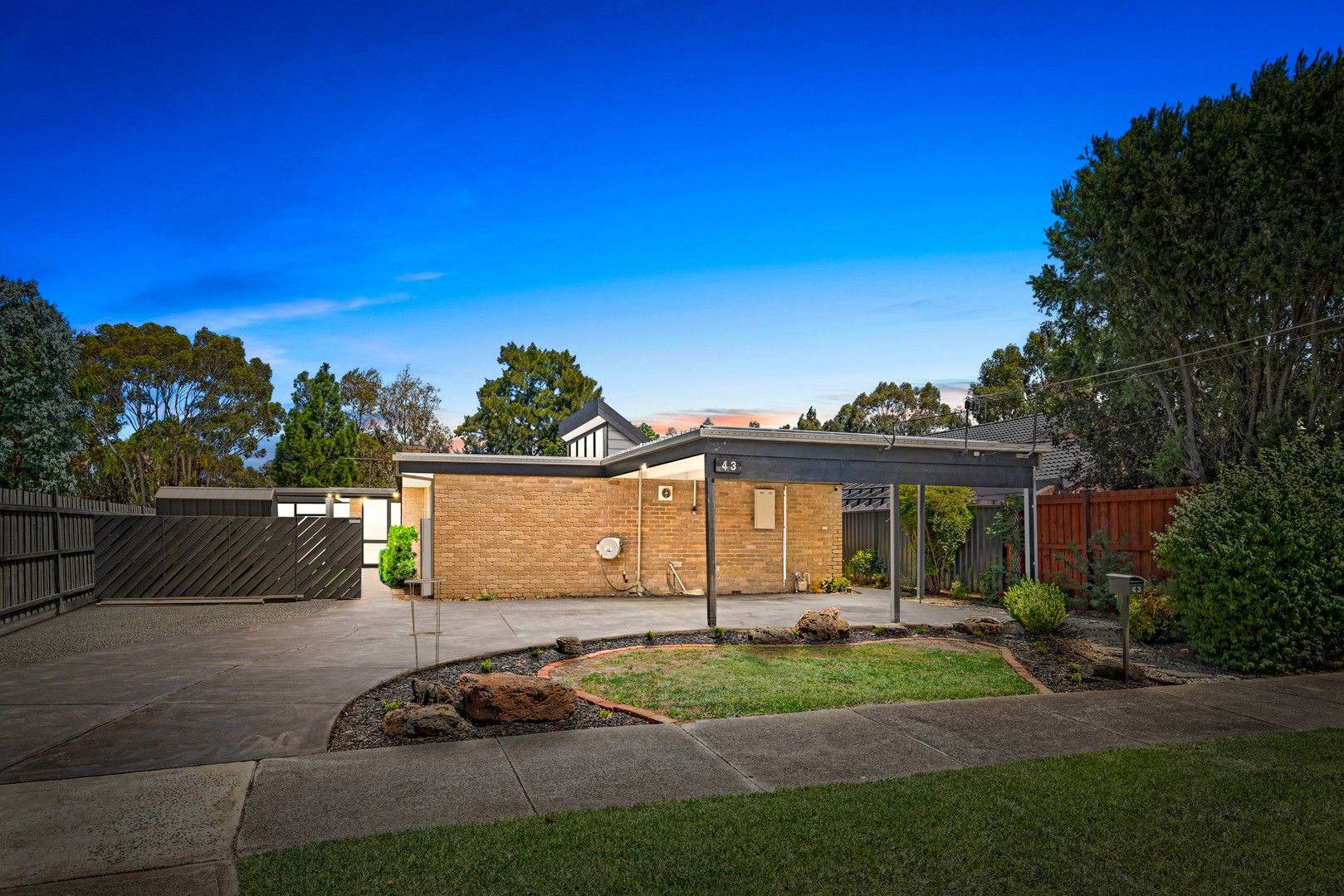 43 Priestley Avenue, Hoppers Crossing VIC 3029, Image 0