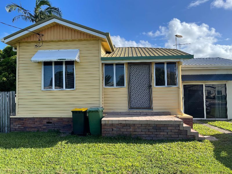 4 bedrooms House in 105 Donaldson ST WEST MACKAY QLD, 4740
