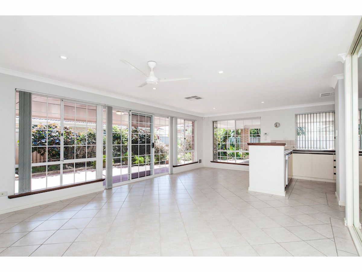 30B Chamberlain Circle, Bateman WA 6150, Image 1