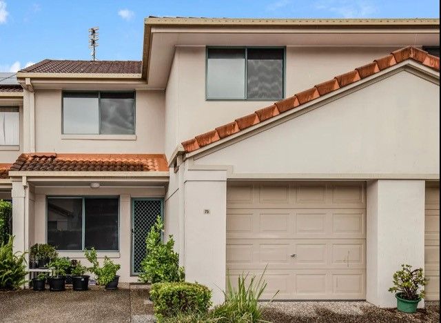 3 bedrooms Townhouse in 75/21 Regensberg Close VARSITY LAKES QLD, 4227