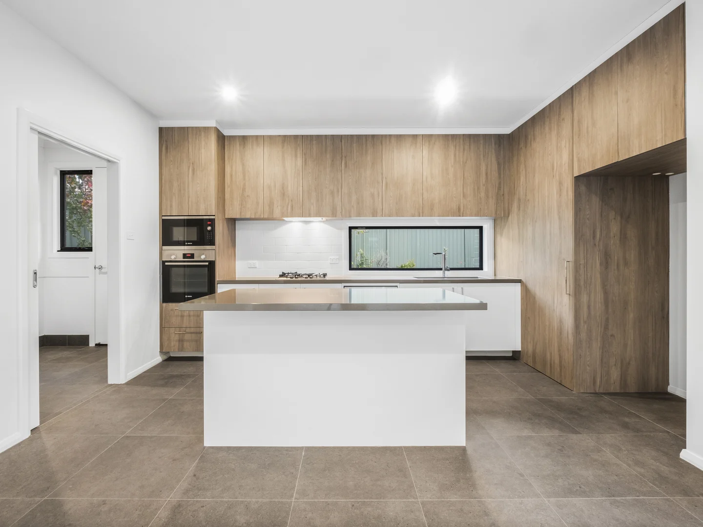 Additional image 3 of 4/2 Shumack Street, Weetangera ACT 2614