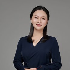 Lydia Xu, Sales representative