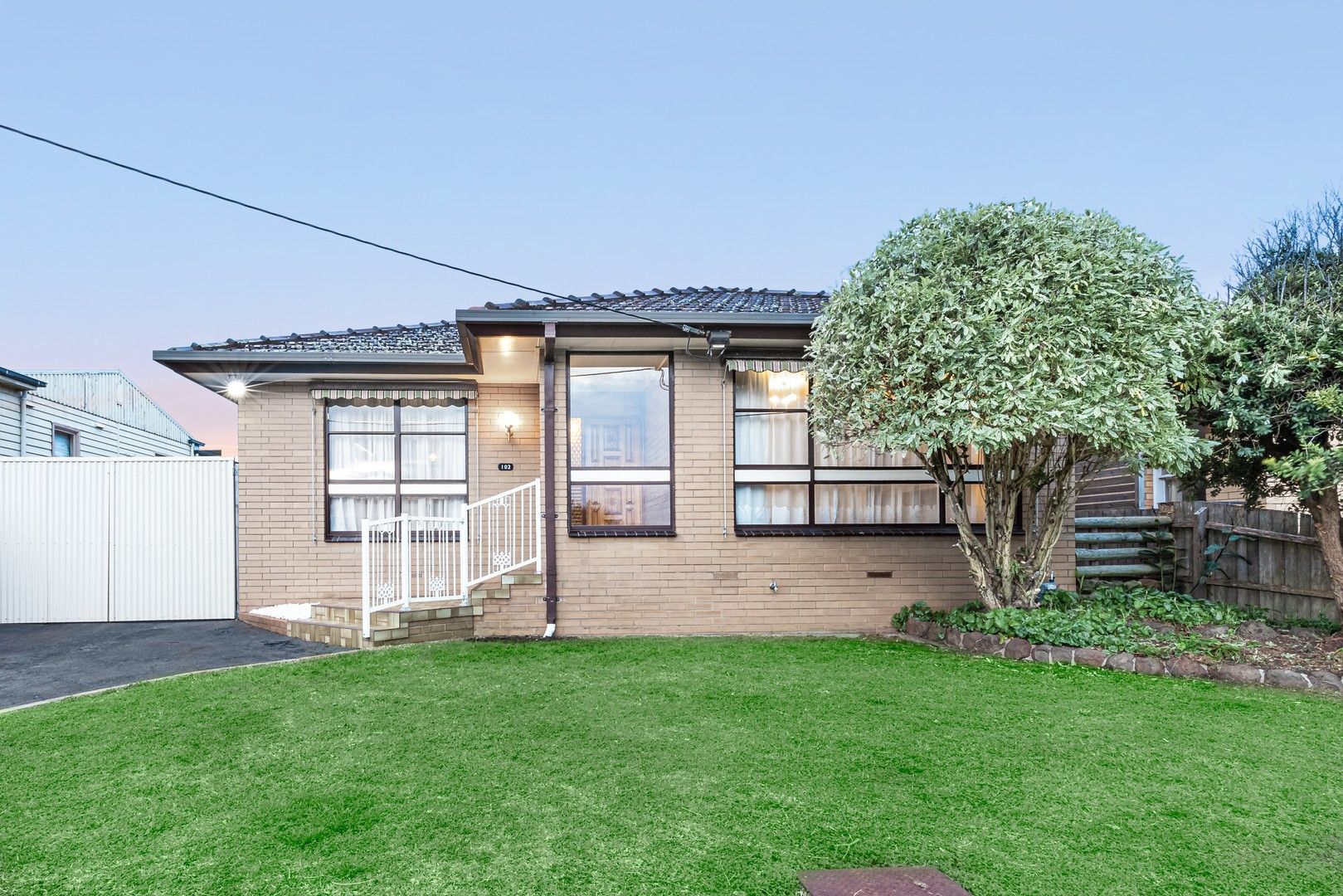 3 bedrooms House in 102 Foster Street WARRNAMBOOL VIC, 3280