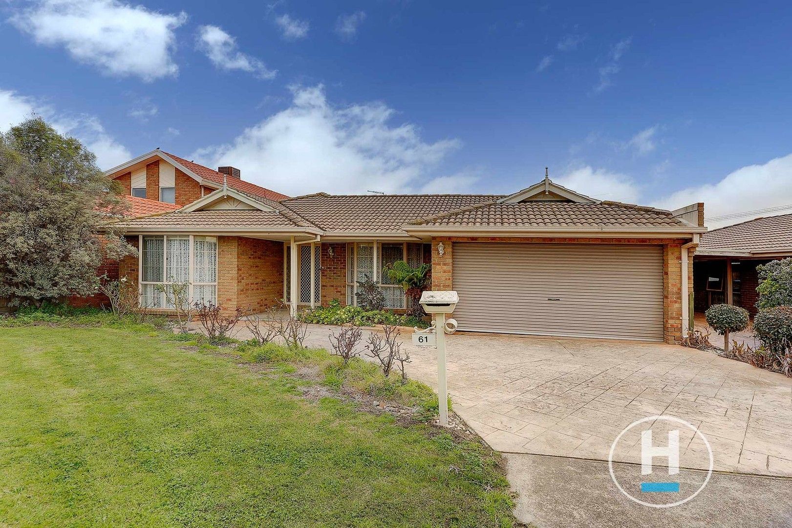 3 bedrooms House in 61 Cassinia Crescent MEADOW HEIGHTS VIC, 3048