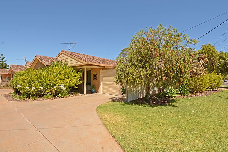 2 bedrooms House in 1/37 Cureton Ave MILDURA VIC, 3500