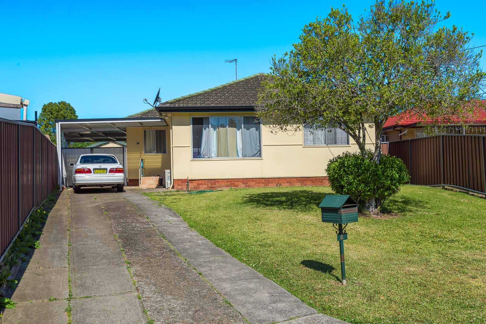 4 Chelsea Drive, Canley Heights NSW 2166, Image 0