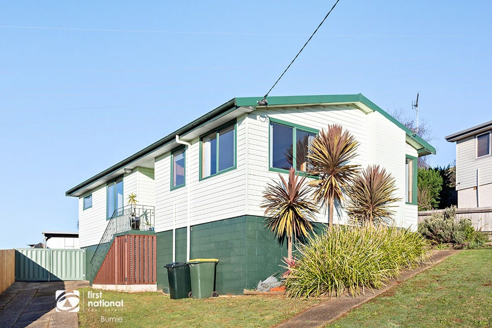 3 bedrooms House in 29 Colegrave Road UPPER BURNIE TAS, 7320