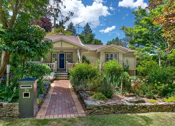 26 Gordon Road, Leura NSW 2780