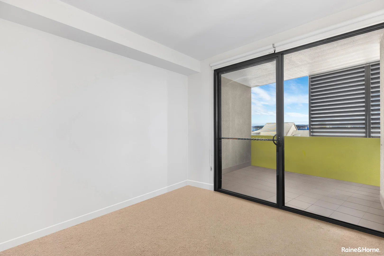 Additional image 9 of 303/571 Pacific Highway, Belmont NSW 2280