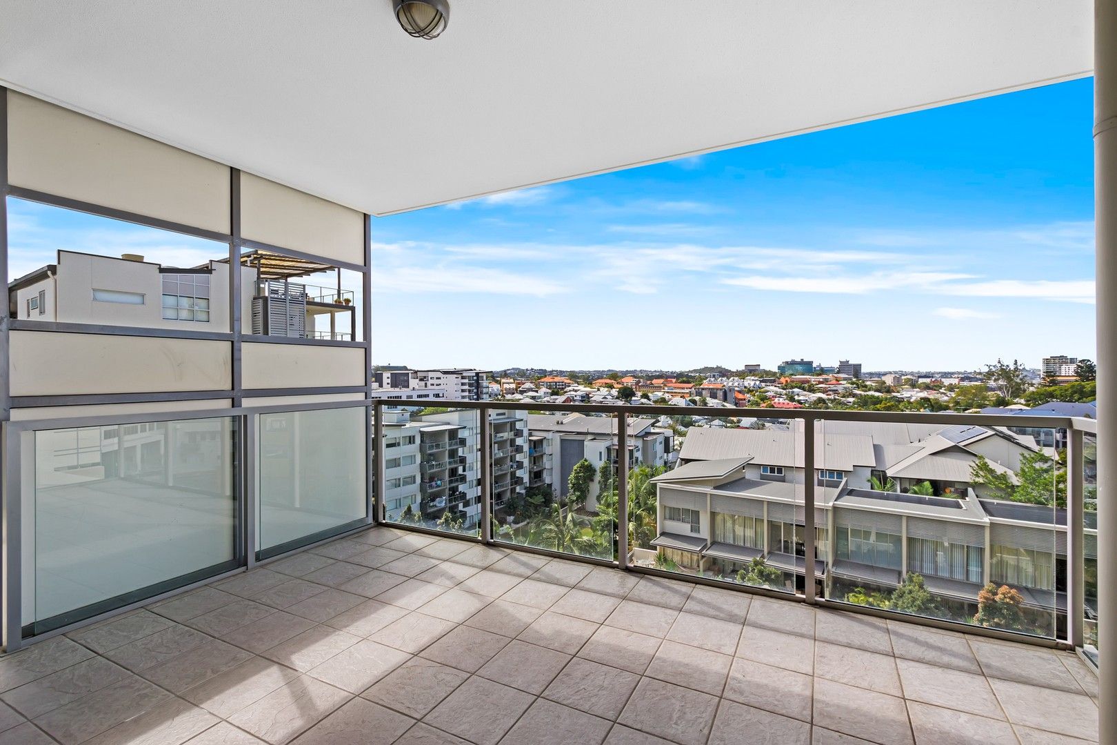 2 bedrooms Apartment / Unit / Flat in 27/170 Leichhardt Street SPRING HILL QLD, 4000