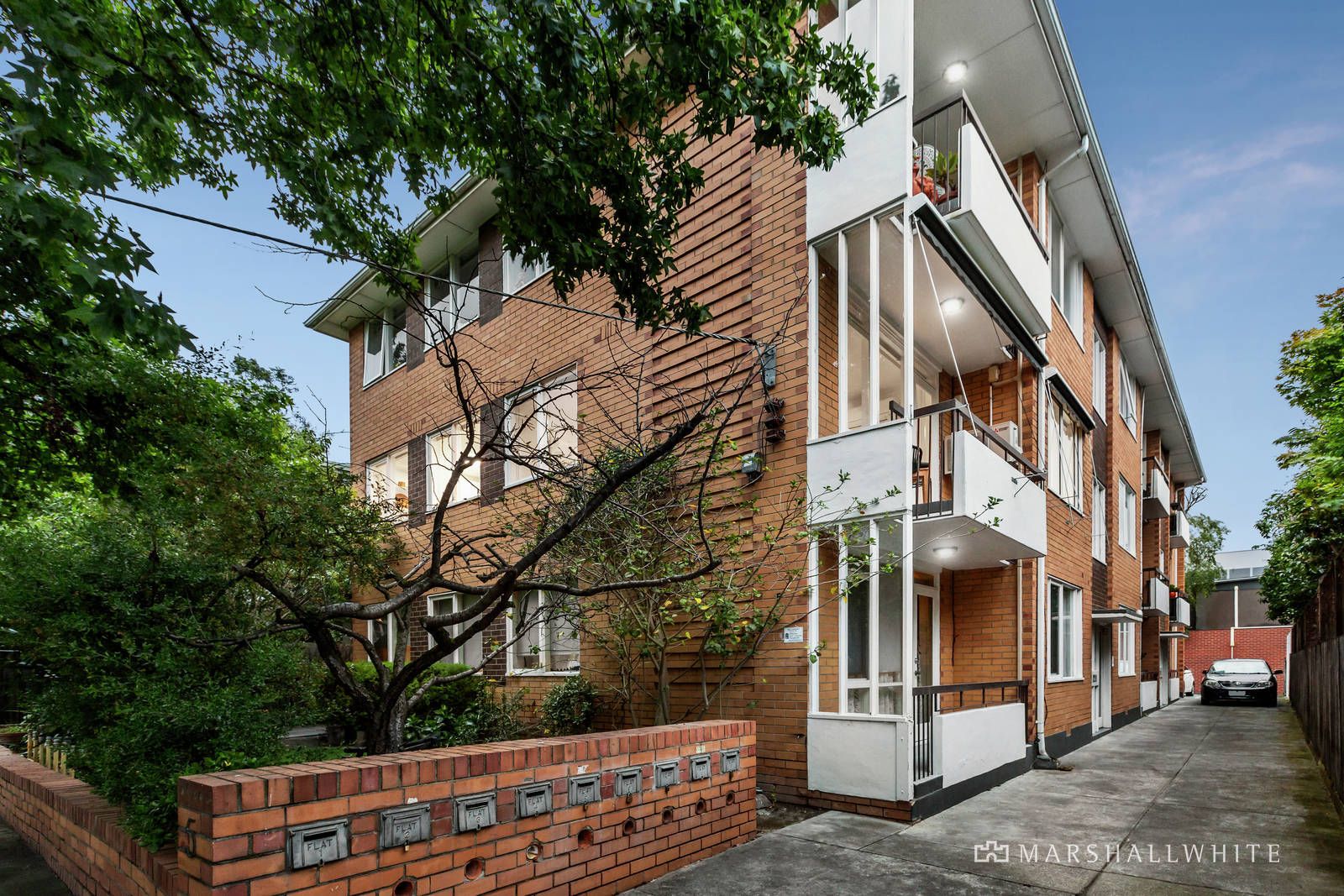 2 bedrooms Apartment / Unit / Flat in 3/5 Armadale Street ARMADALE VIC, 3143
