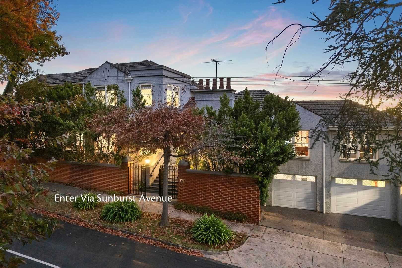 4 bedrooms House in 117 Doncaster Road BALWYN NORTH VIC, 3104