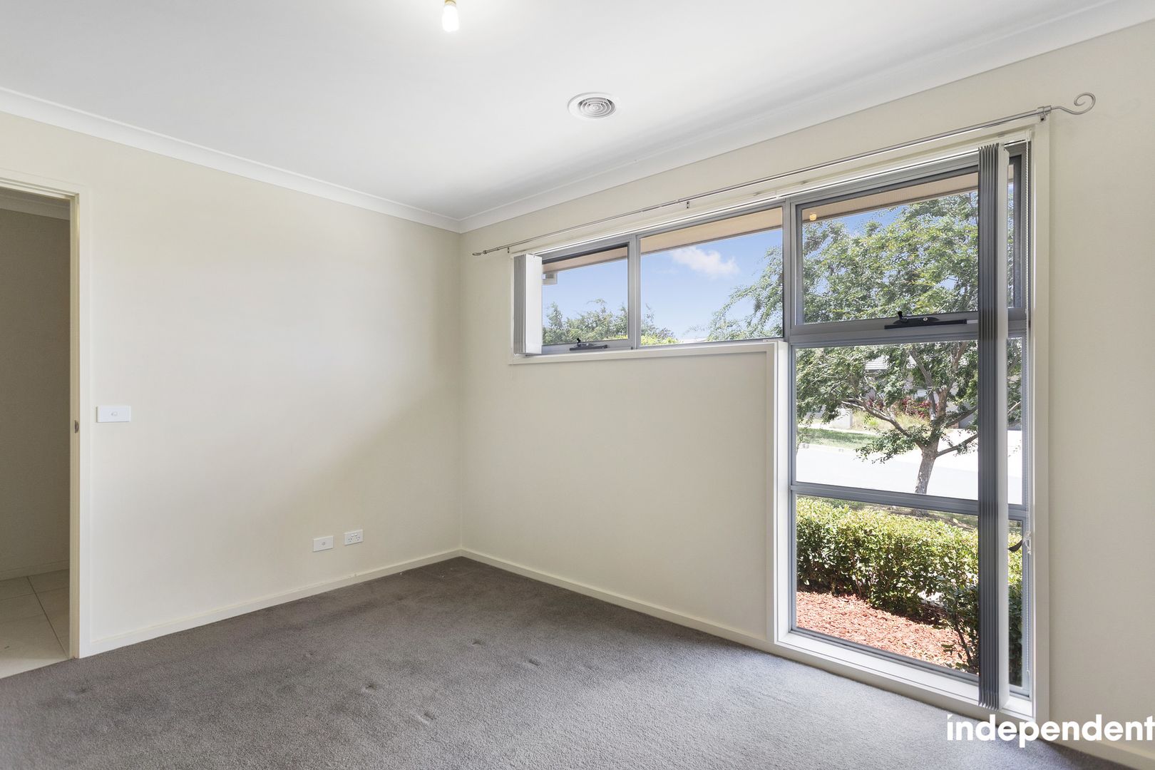 8 Nuleri Street, Crace ACT 2911, Image 2