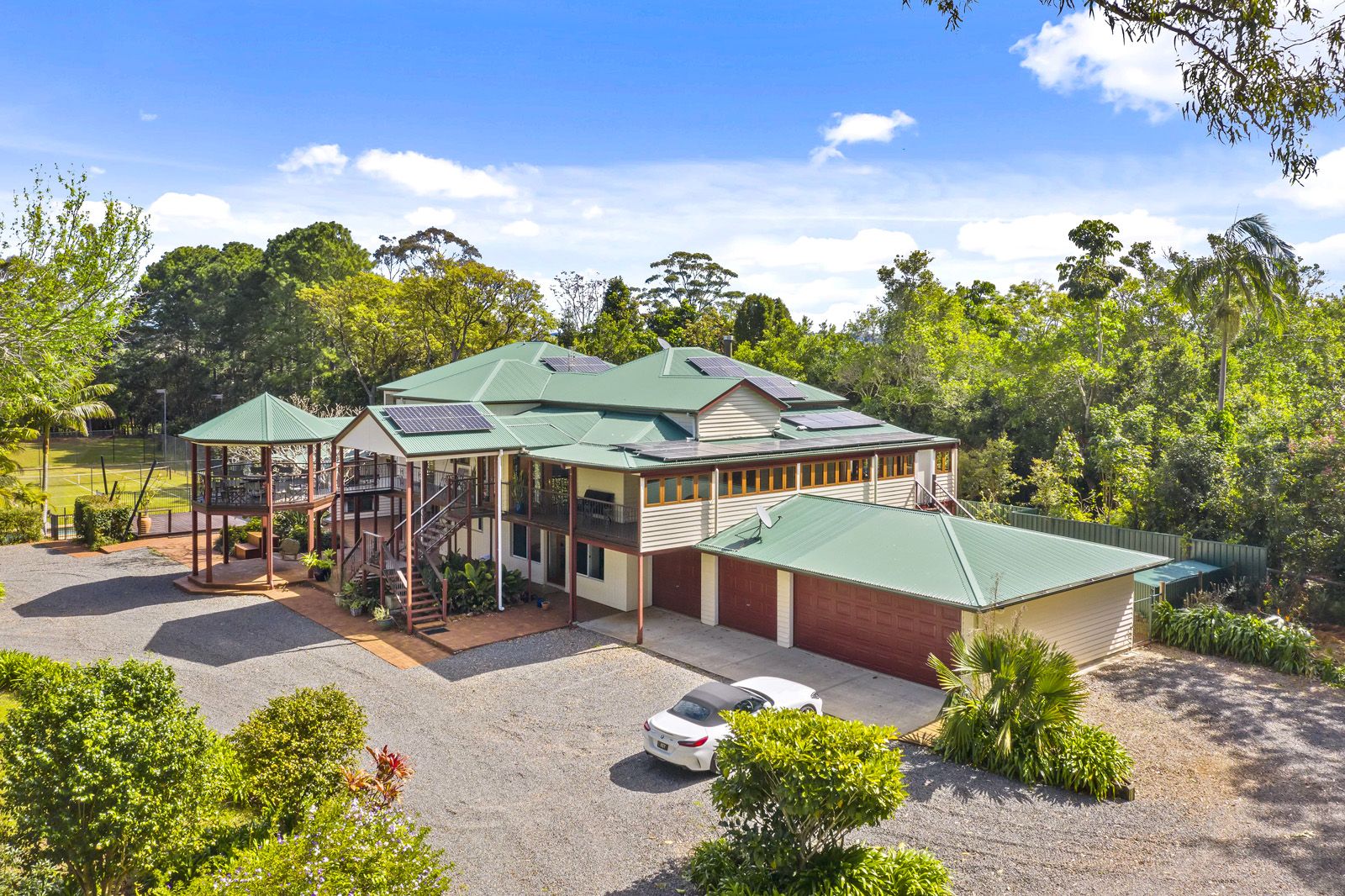 6 bedrooms House in 65 Mill Hill Road MONTVILLE QLD, 4560