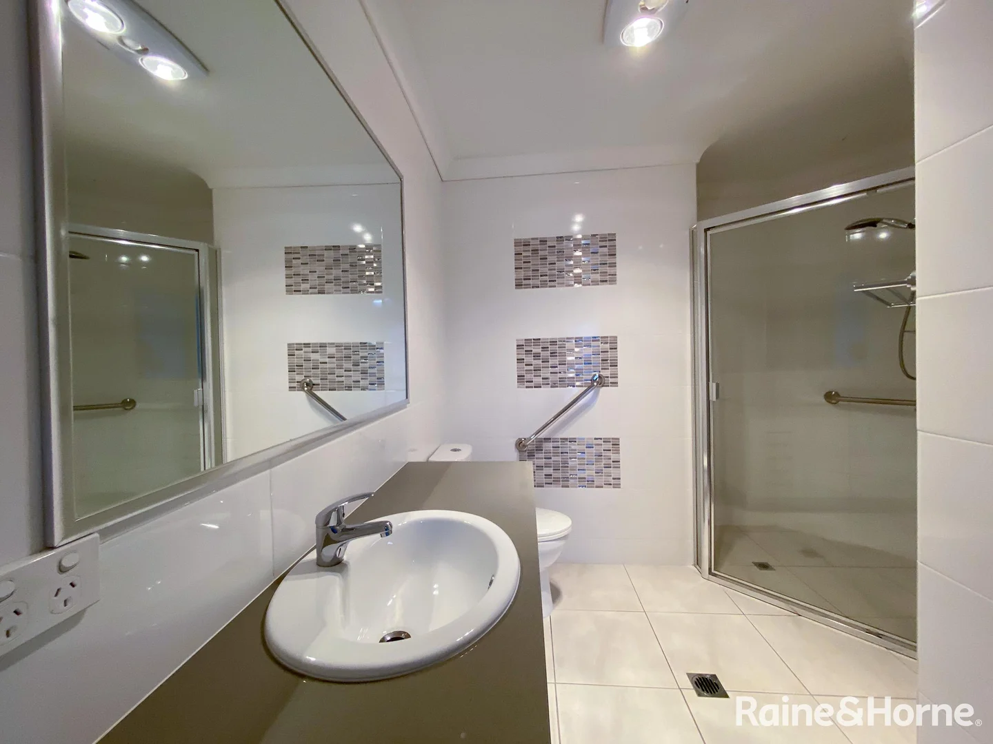 Additional image 5 of 1A/1 Sandstone Ct, Warwick QLD 4370