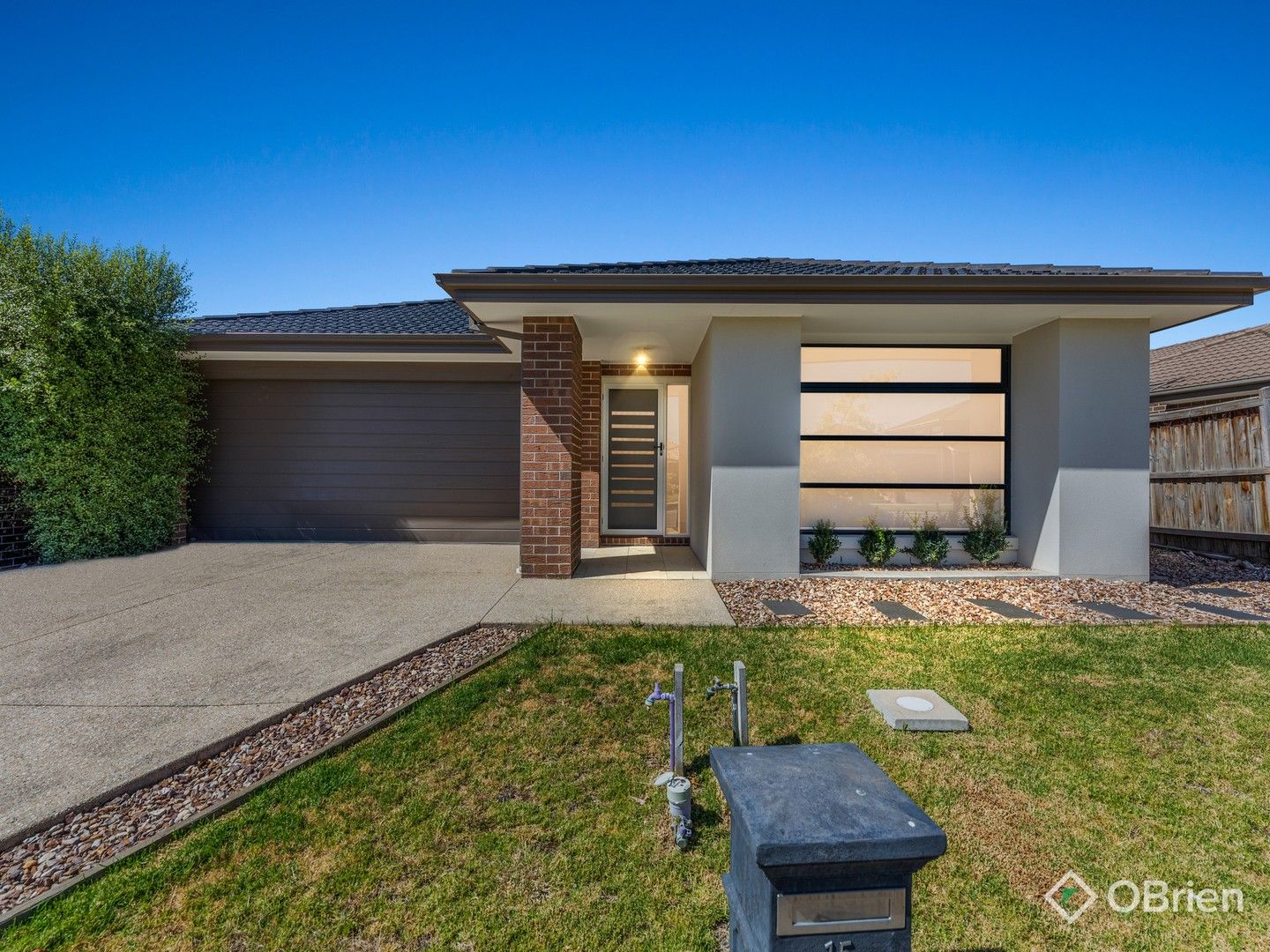 3 bedrooms House in 15 Pioneer Way OFFICER VIC, 3809