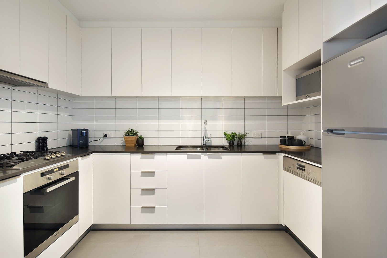 2 bedrooms Apartment / Unit / Flat in 76/285 City Road SOUTHBANK VIC, 3006