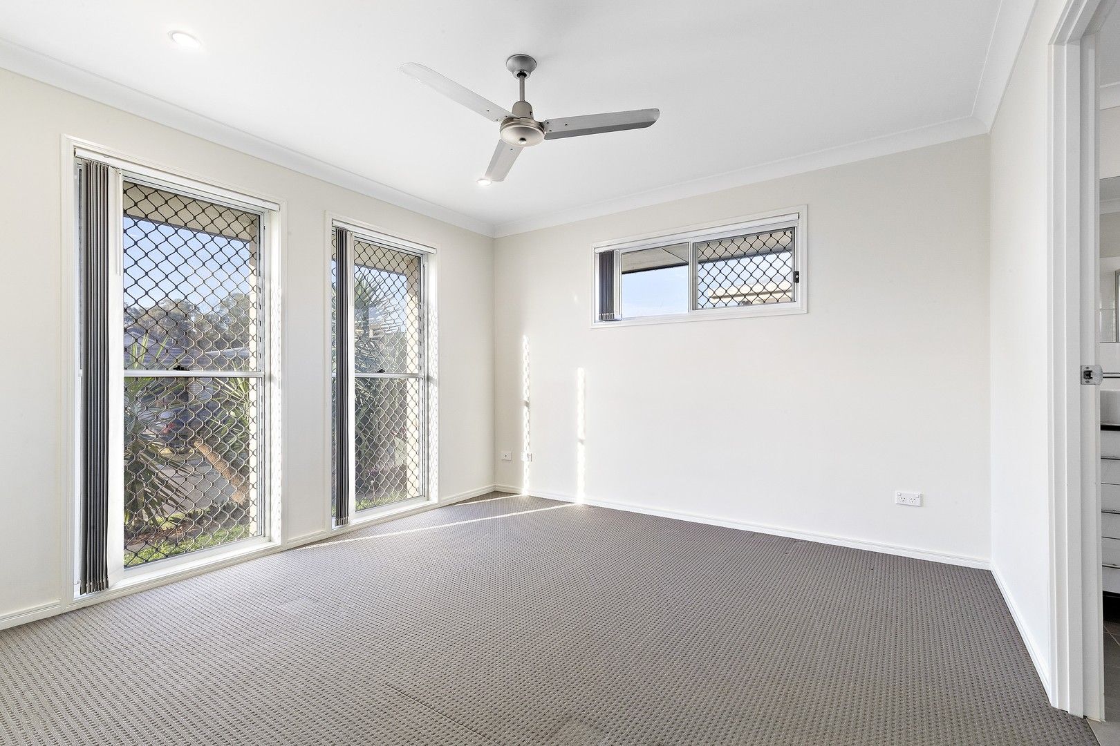 20 Feather Court, Morayfield QLD 4506, Image 1