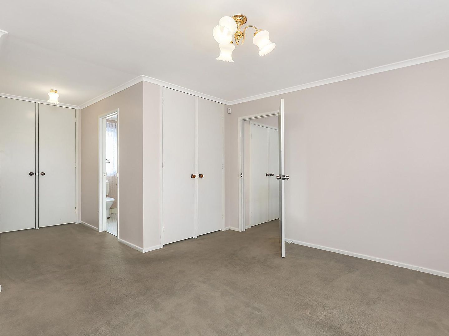 105 Billa Road, Bangor NSW 2234, Image 2