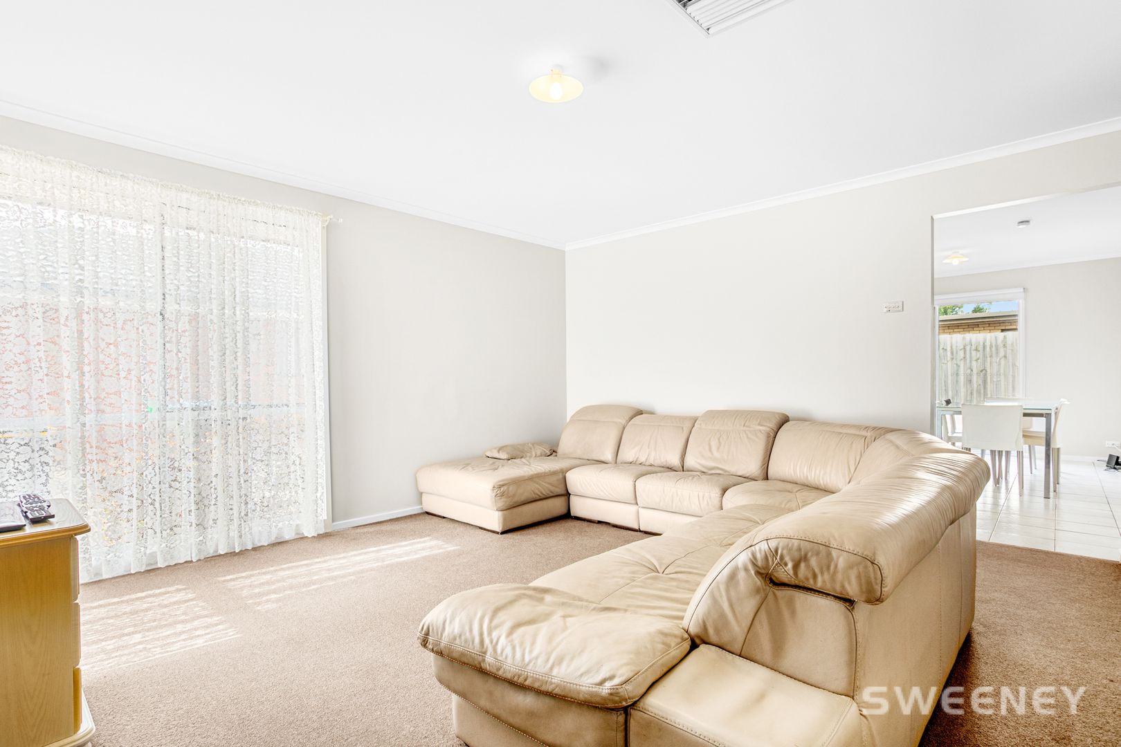 2/18 Minogue Crescent, Hoppers Crossing VIC 3029, Image 1