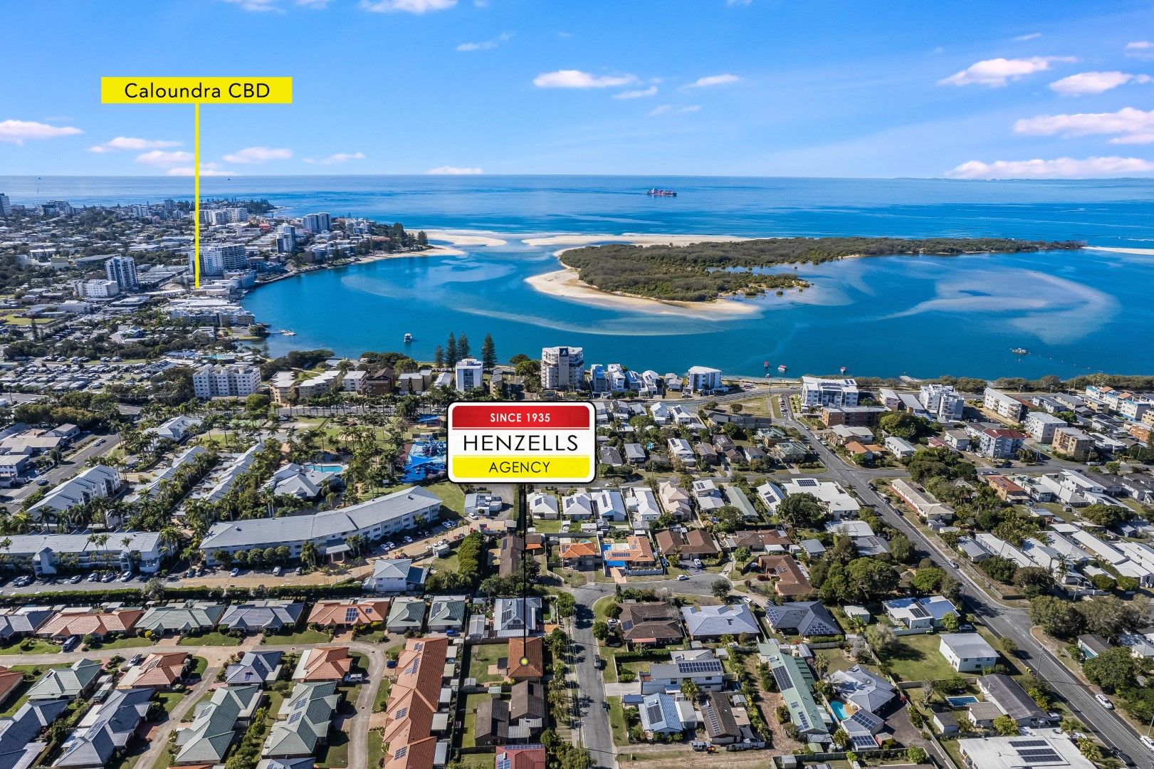 4 bedrooms House in 4 Pumicestone Place GOLDEN BEACH QLD, 4551