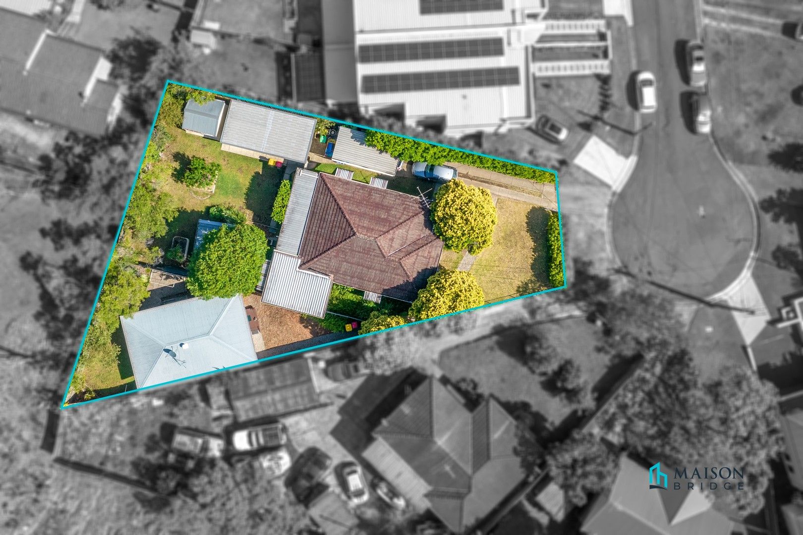 5 bedrooms House in 5 Pedrick Place DUNDAS VALLEY NSW, 2117