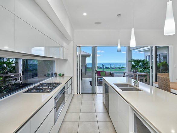 98 Cinderella Street, Machans Beach QLD 4878