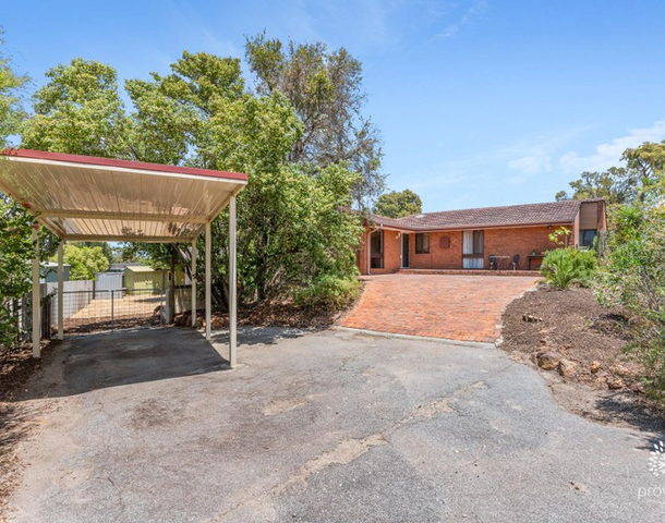 51 Armour Way, Lesmurdie WA 6076