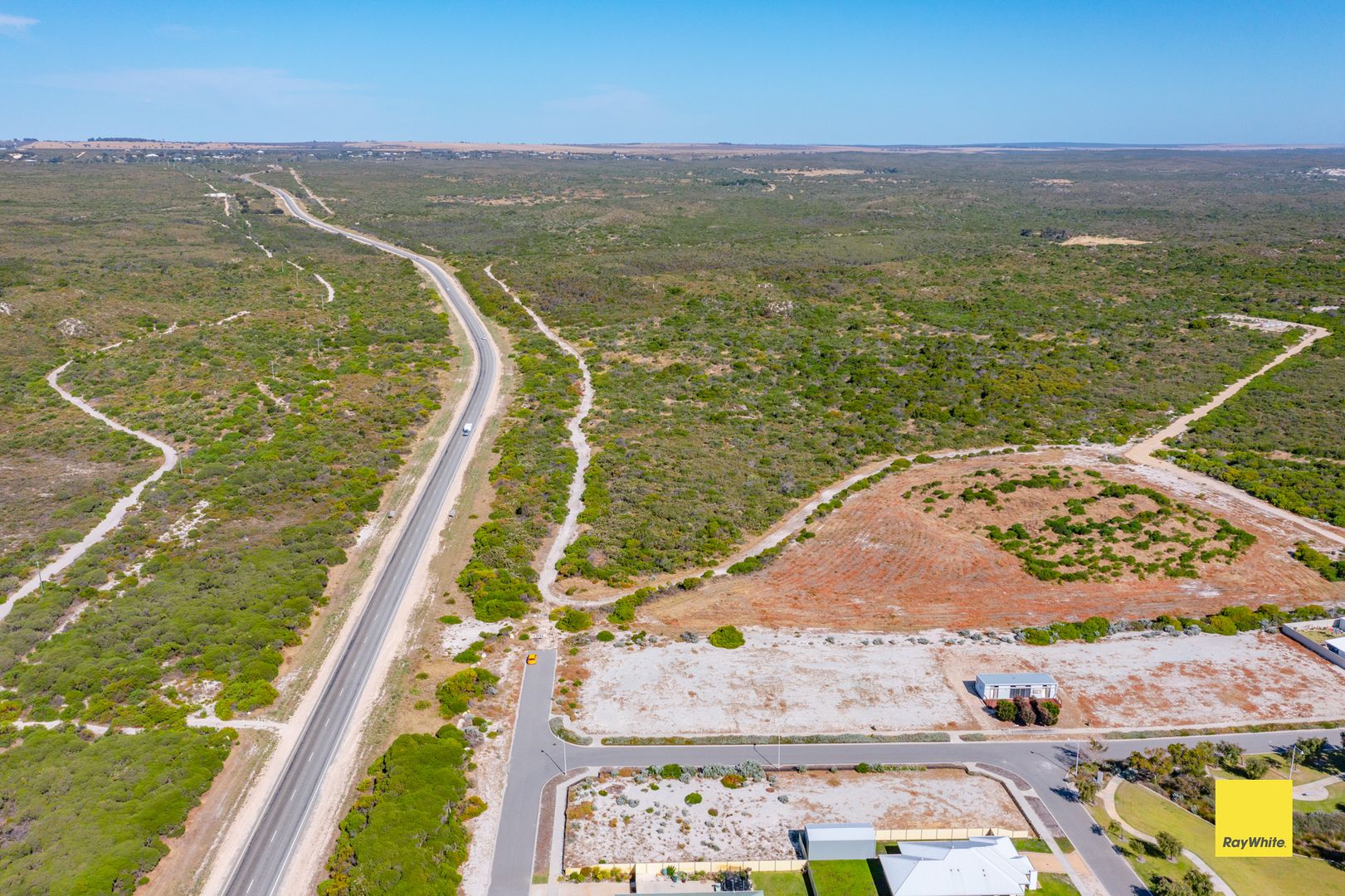 32 Hamelin Avenue, Lancelin WA 6044, Image 2