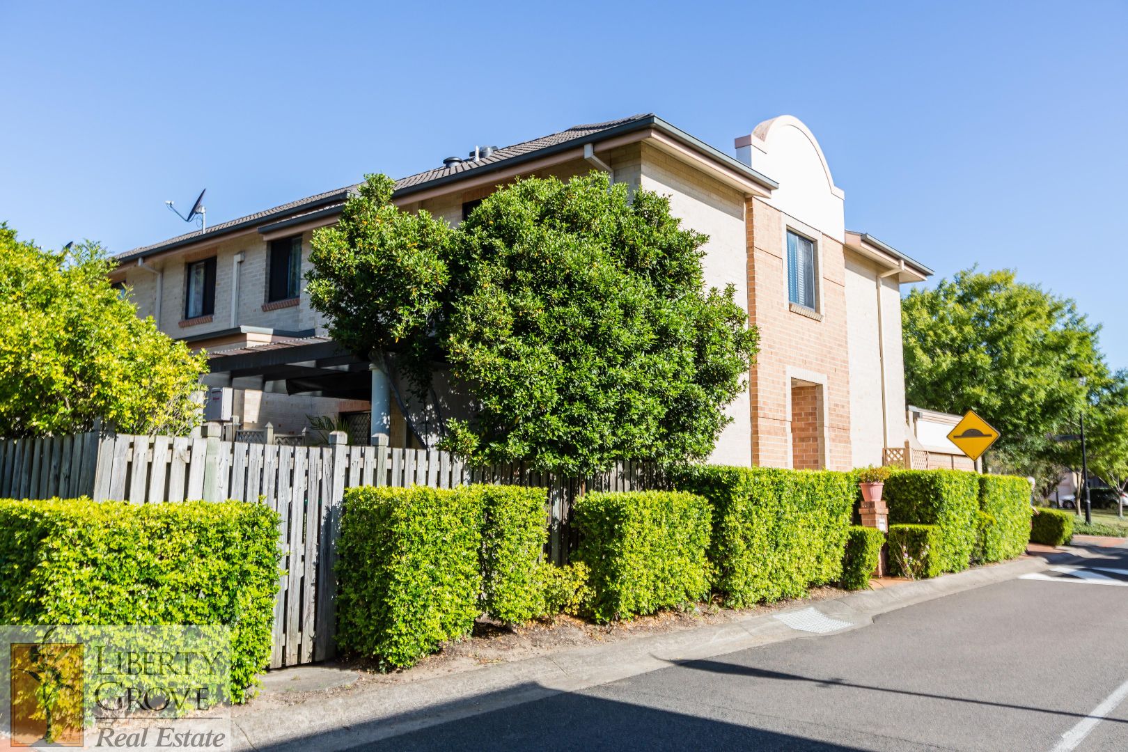 7 Thorpe Avenue, Liberty Grove Property History & Address Research Domain