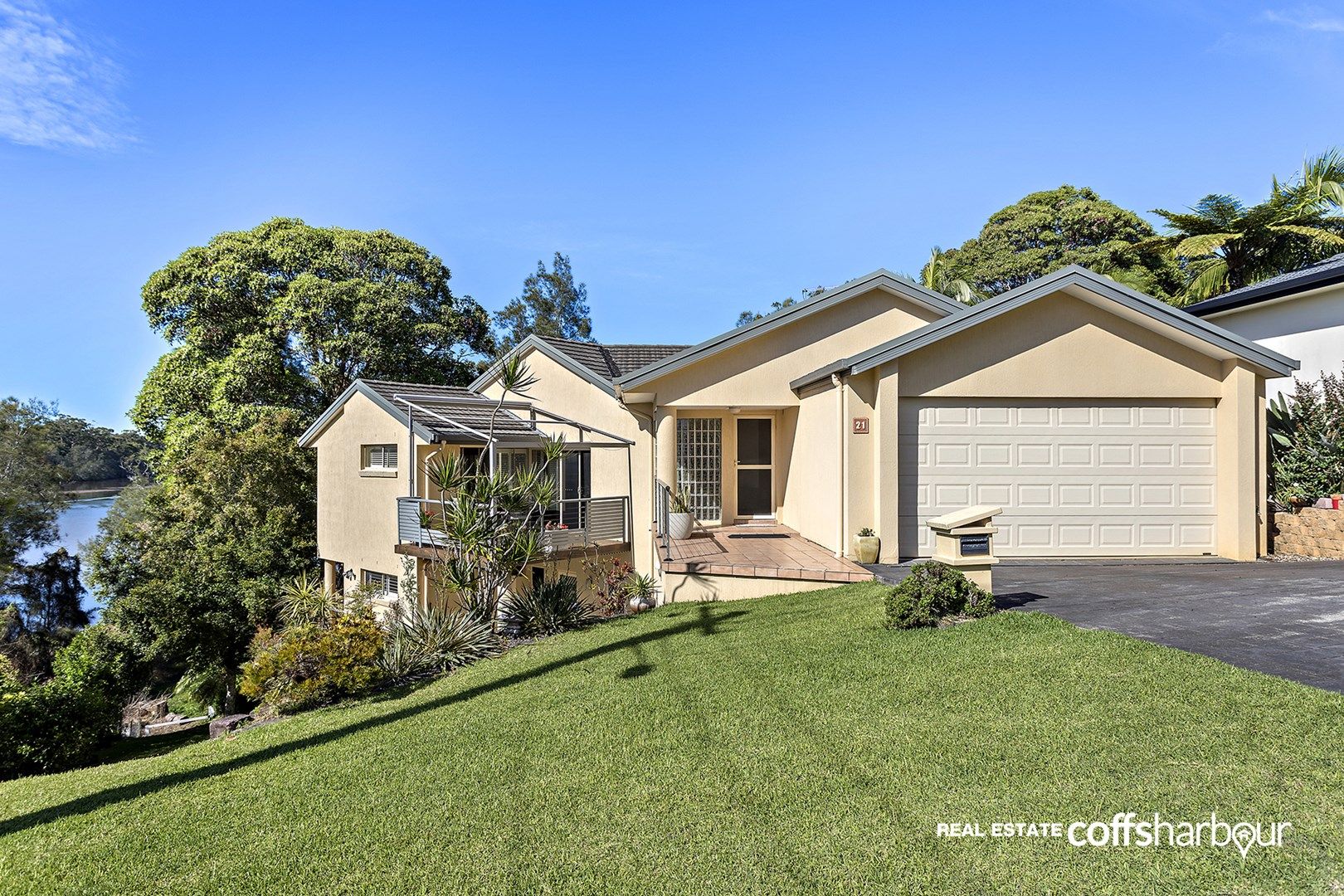 21 Cunningham Crescent, Sawtell NSW 2452, Image 0