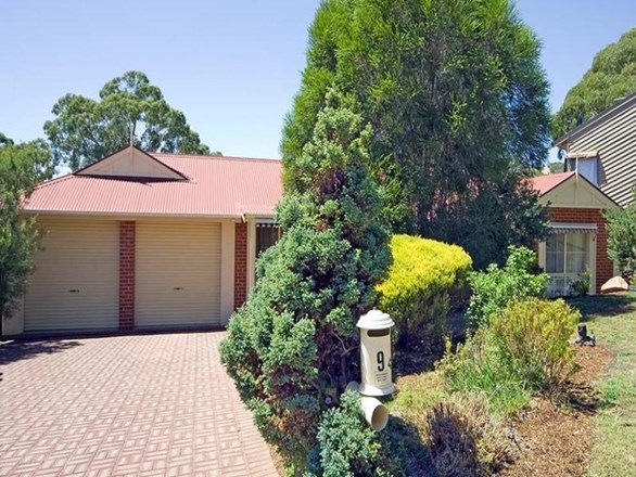 9 Goss Road, Aberfoyle Park SA 5159