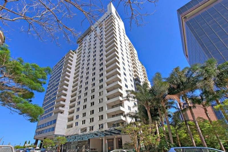2 bedrooms Apartment / Unit / Flat in 48/14 Brown Street CHATSWOOD NSW, 2067