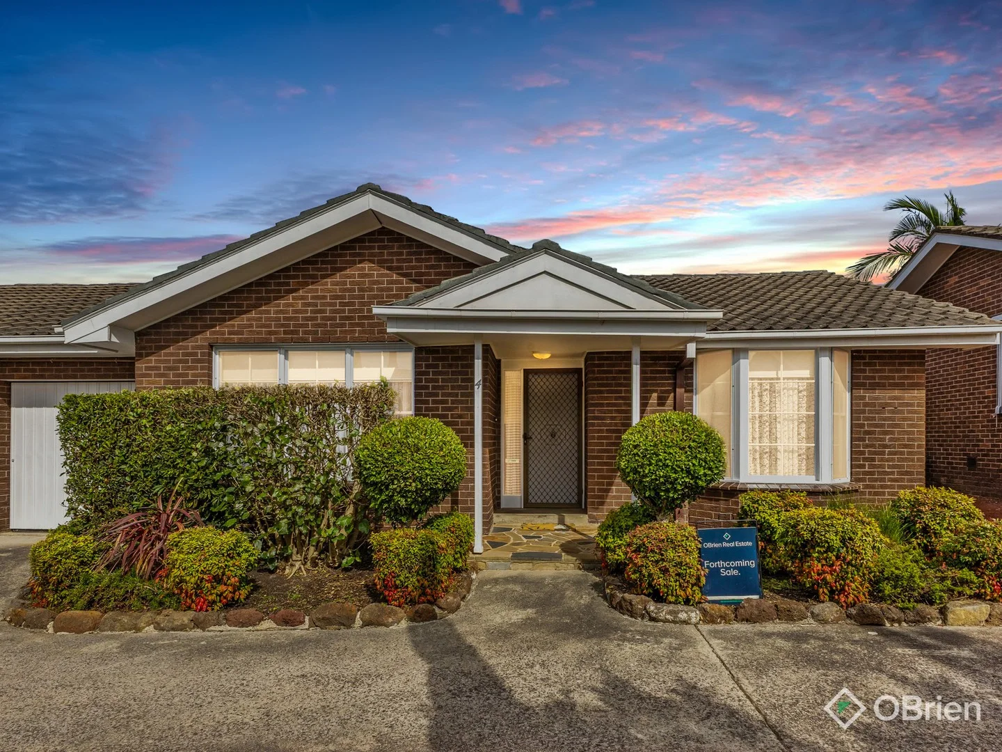 4/92-94 Main Street, Blackburn VIC 3130