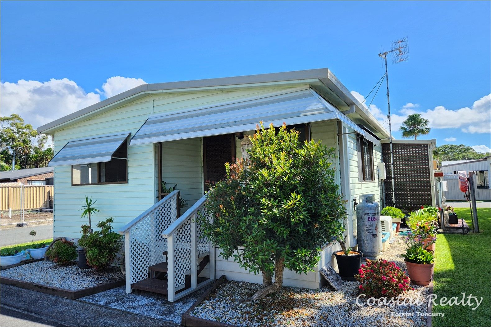 103 133 South Street Tuncurry Nsw 2428 Domain