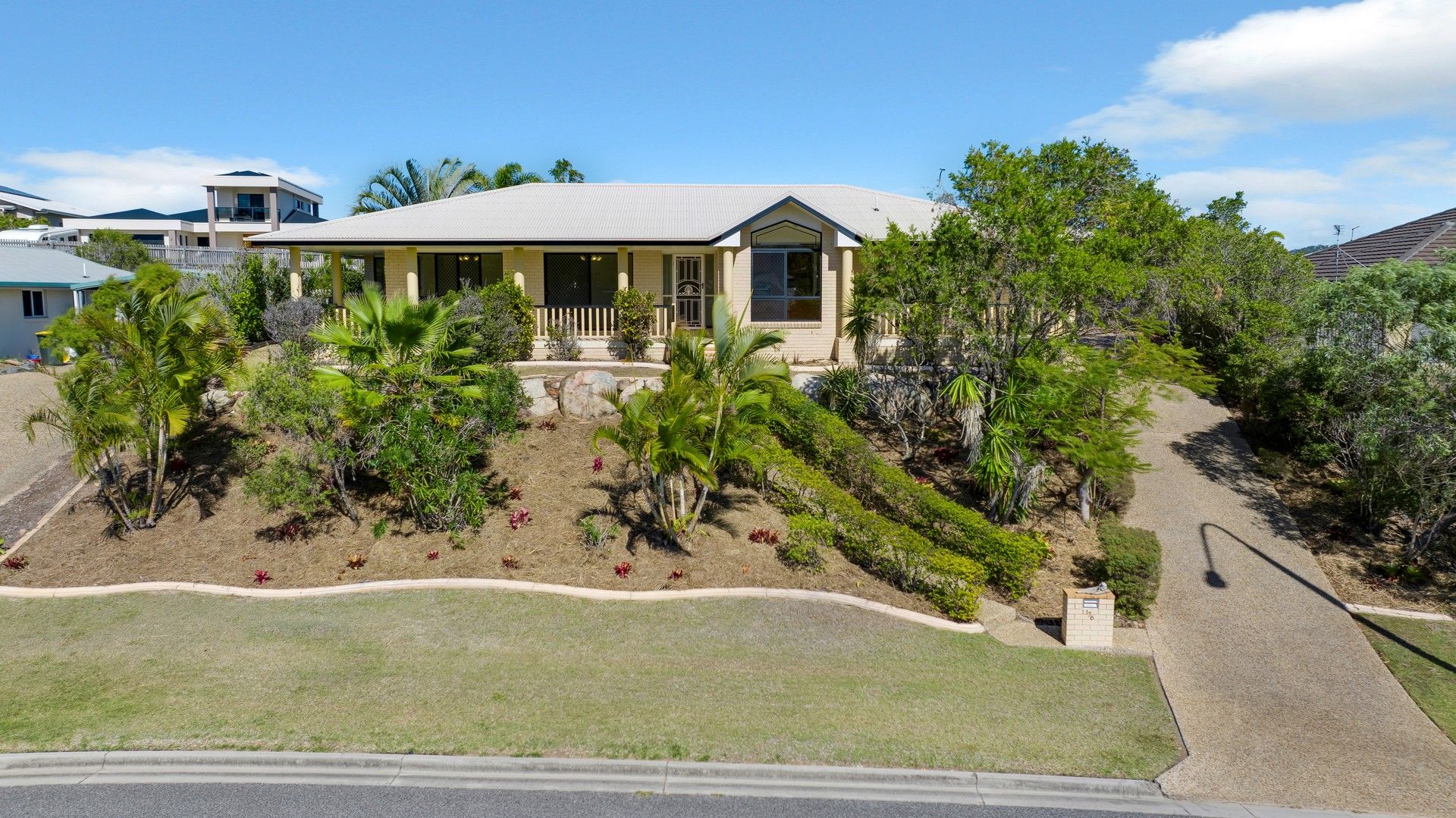 176 J Hickey Avenue, Clinton QLD 4680, Image 0