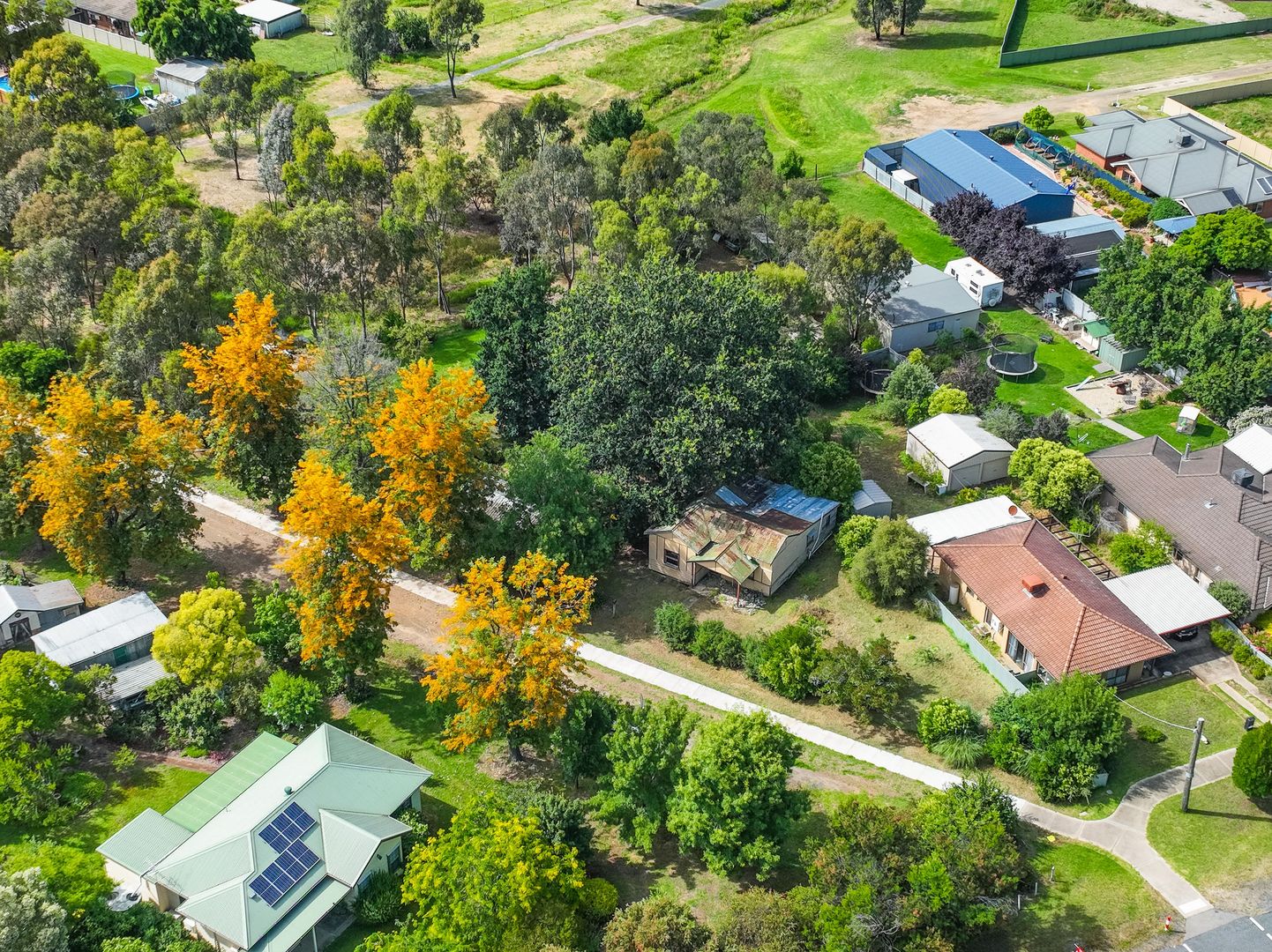 74 Albert Road, Chiltern VIC 3683, Image 2