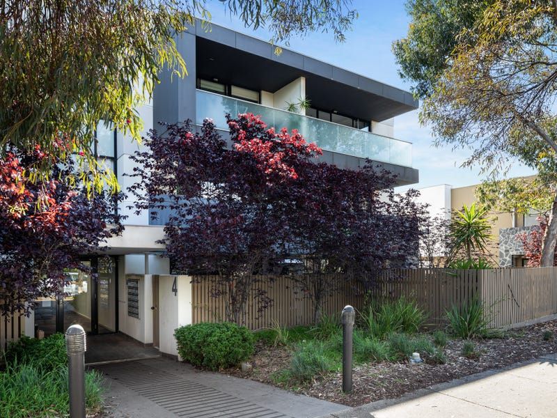 2 bedrooms Apartment / Unit / Flat in 15/4 Crefden Street MAIDSTONE VIC, 3012