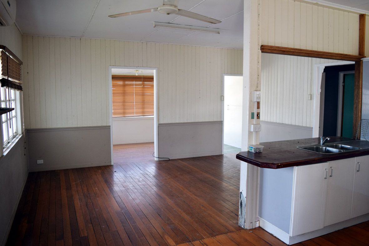 6 Downing Street, Gayndah QLD 4625, Image 1