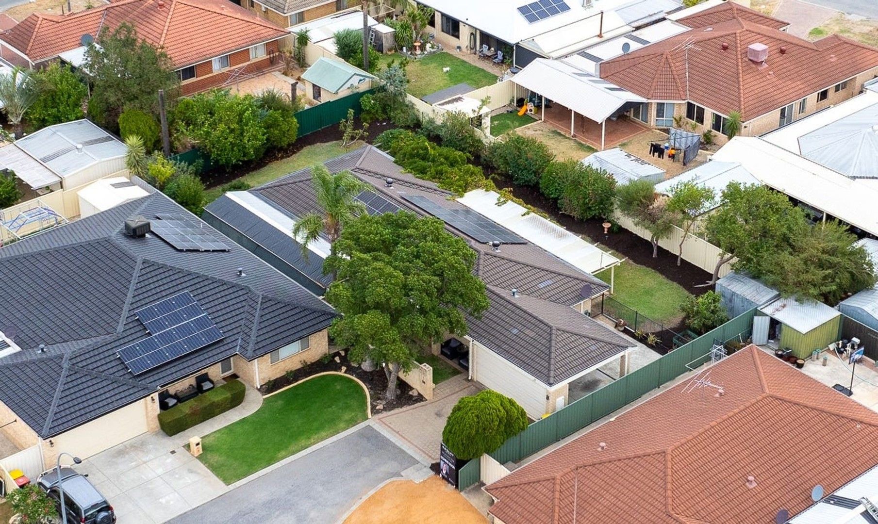 5 bedrooms House in 7 Rason Court SEVILLE GROVE WA, 6112